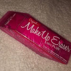 Make Up Eraser